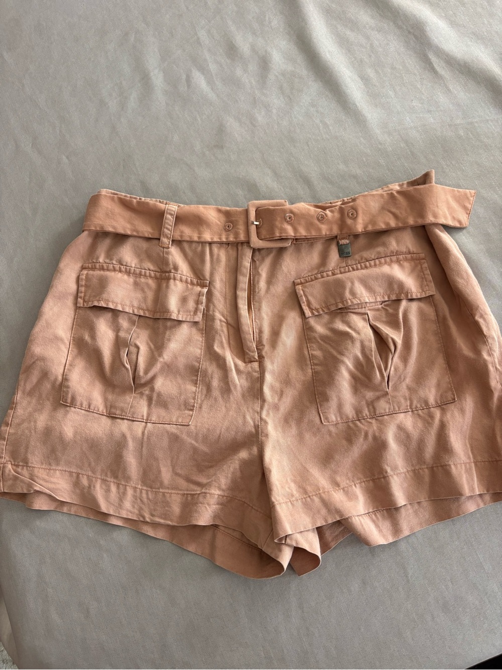 Mexx Peach Cargo-Style High-Waist Women's Shorts with Belt